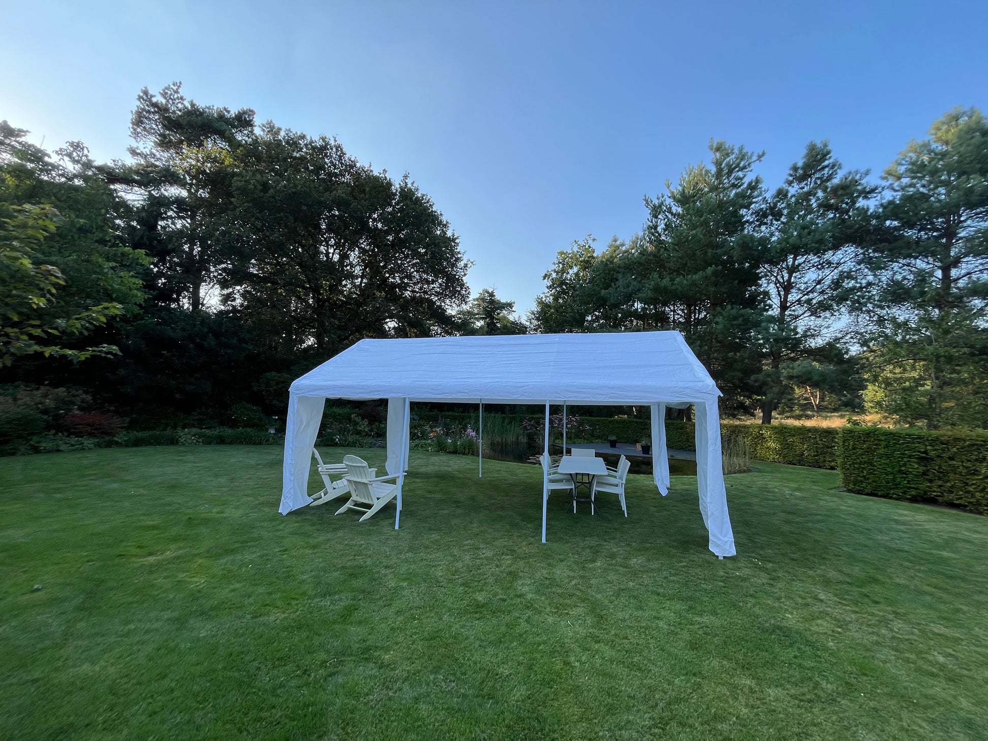 Partytent 3x6 wit opgebouwd